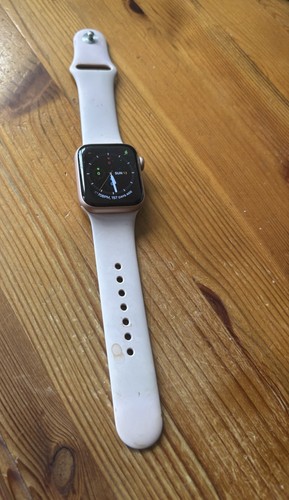 Apple watch aluminium - watch, se