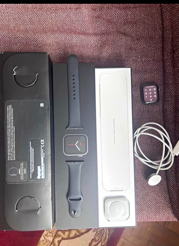 Apple watch series 40mm - watch, 5